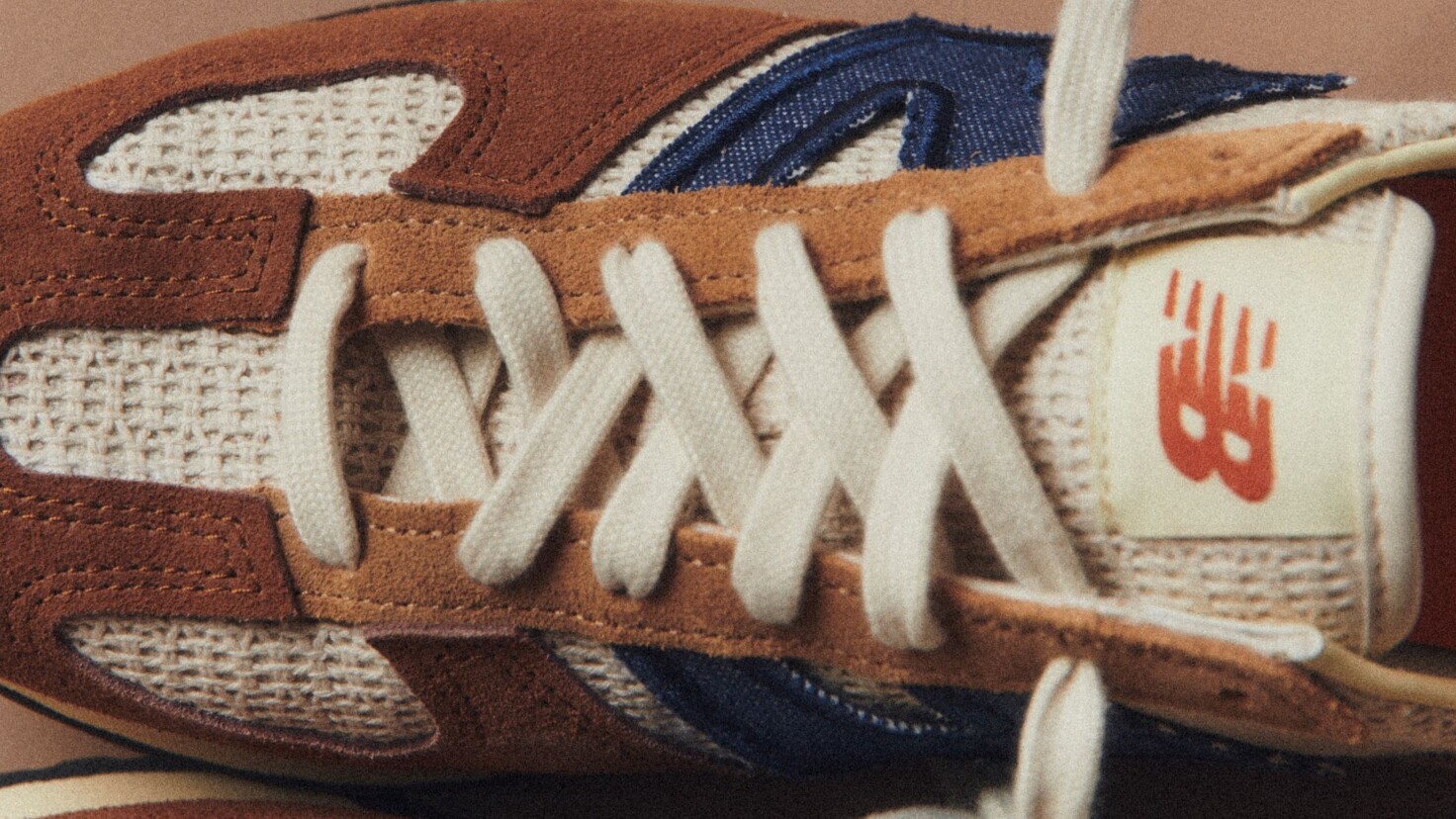 New Balance x Sézane 471 — головні кросівки осені 2025 | Vogue UA