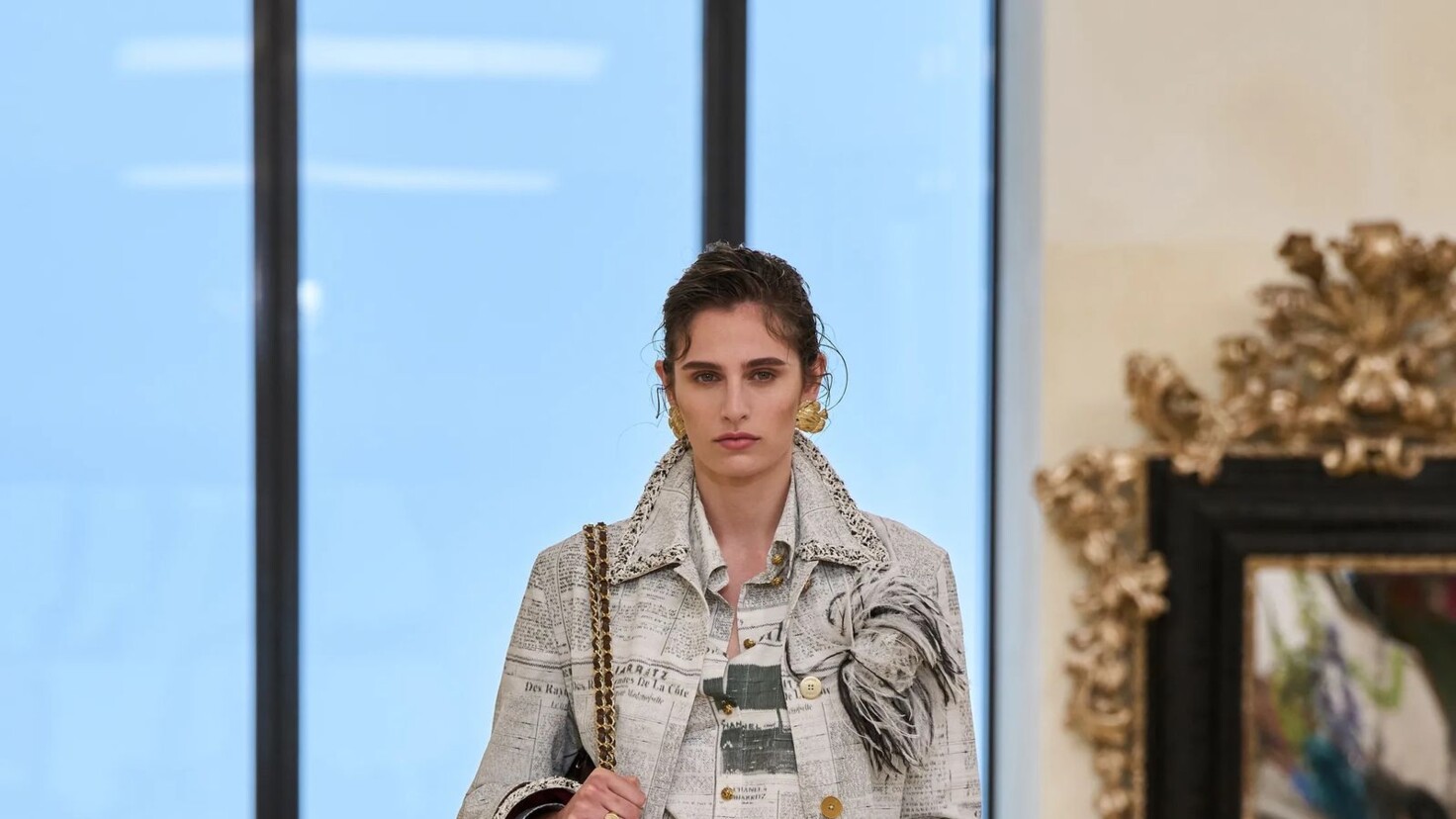 Chanel зробили газетний принт трендом 2026 року – і ось чому це