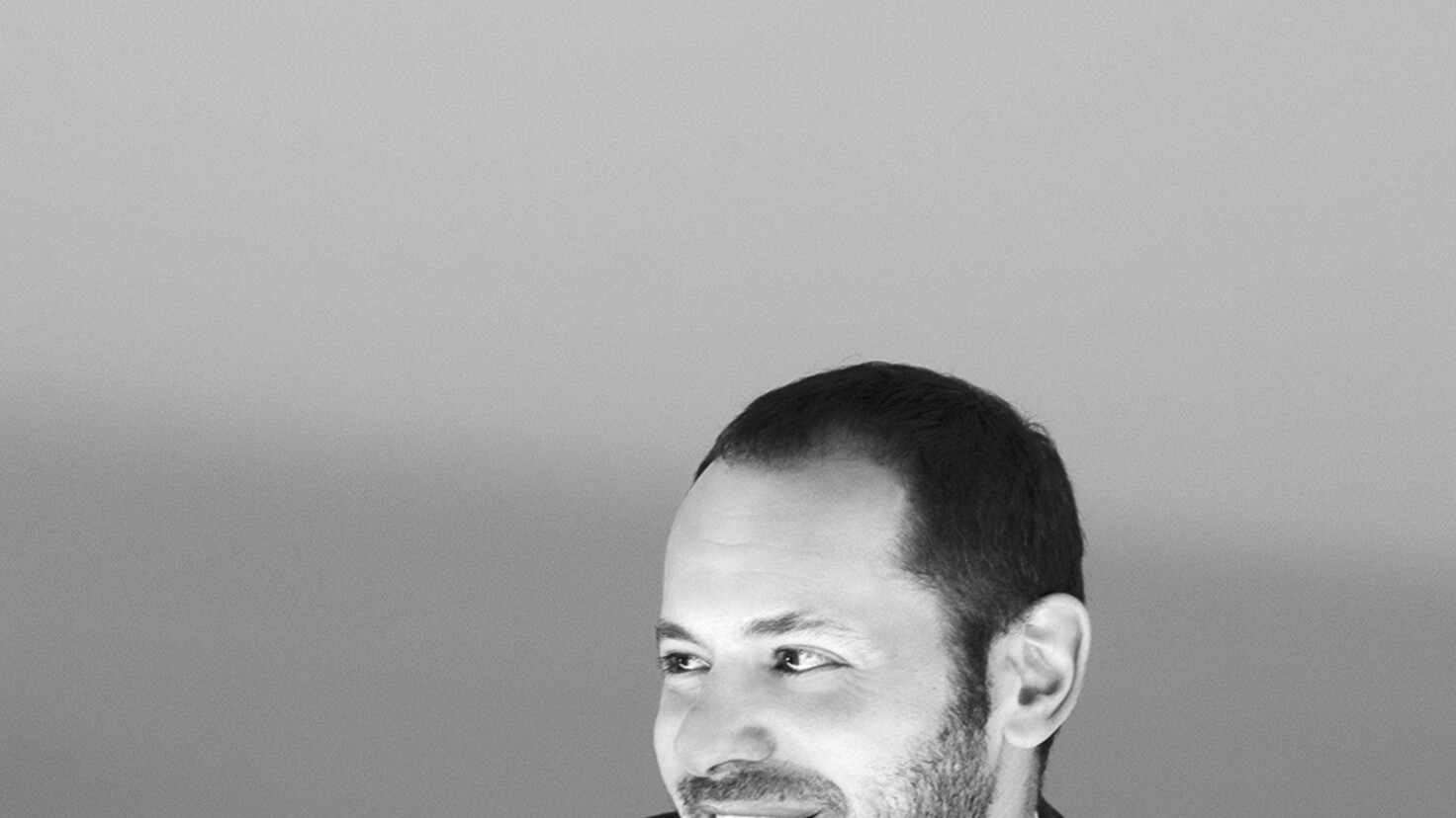 Дизайнер Массимилиано Джорнетти – новый директор Polimoda, ведущей модной школы в мире фэшн-индустрии Дизайнер Массимилиано Джорнетти – новый директор Polimoda