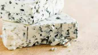 10 фактов о голубых сырах