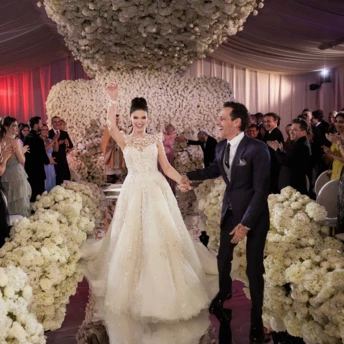 Зіркове весілля моделі Надії Феррейри та співака Марка Ентоні 