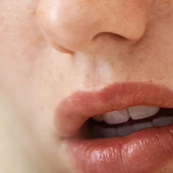 3 засоби для візуального ефекту пухких губ