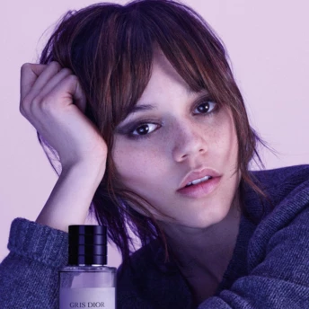 Зірки Wednesday та Stranger Things у кампанії нішевого парфуму Gris Dior