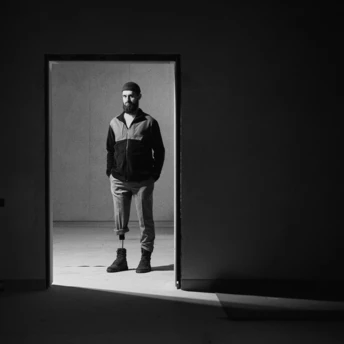 Суперлюди: українські військові в інклюзивному проєкті Damirli х Superhumans