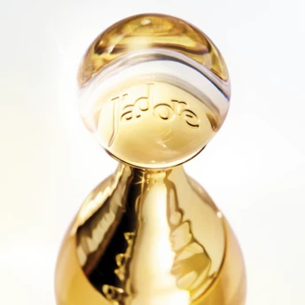 Dior випускає новий парфум L’Or de J’adore. Ось перші подробиці запуску