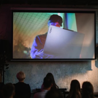 Вражай, твори, змінюй світ: у Києві відбулася презентація колаборацій українських криейторів 