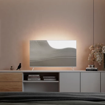Білий колір і мінімалізм: чому телевізори KIVI сподобаються візуалам