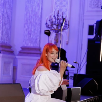До Дня матері у Fairmont Grand Hotel Kyiv пройшов благодійний концерт 