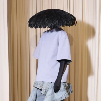 Медитація на подіумі: нова колекція Balenciaga Haute Couture осінь-зима 2024/2025