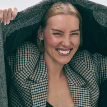 Why It Matters to See Mid-Size Models on the Runway*