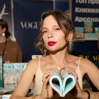 Книжковий арсенал – 2025: презентація другого тому збірки "Сучасна українська проза та поезія" 