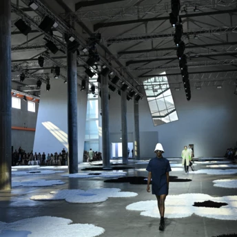 Перезавантаження системи: колекція Prada Menswear весна-літо 2026