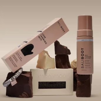 Soft Chocolate Base : український бренд Mon Mou в колаборації з легендарним Bali Body випустив засоби для ідеальної засмаги
