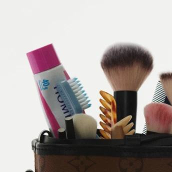 18 beauty засобів, незамінних в дорозі: радить редакторка краси