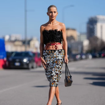Streetstyle: чому топ-бандо – головна річ цього сезону