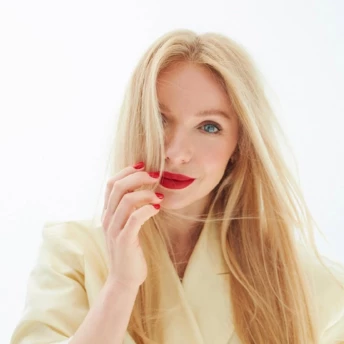 18 найкращих б'юті-засобів літа за версією зіркової візажистки Наталії Стрільчук