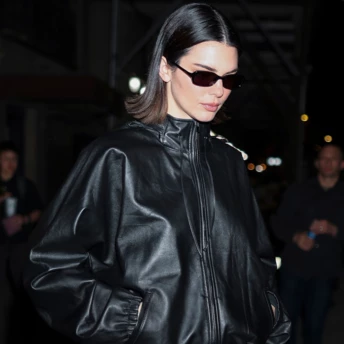 5 ідеальних вбрань Кендалл Дженнер в стилі 1990-х, які варто повторити