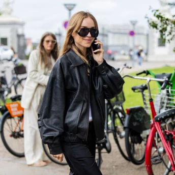 Лише такі штани по-справжньому подовжують силует: як їх носять модниці