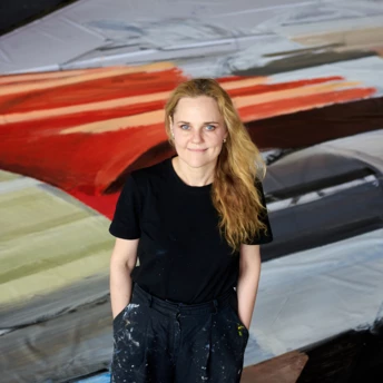 Як створювалася монументальна робота Лесі Хоменко на залізничному вокзалі Києва 