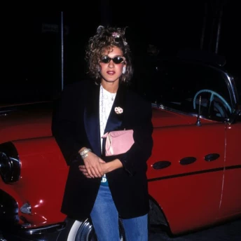 Очікуйте на гучне повернення текстильного взуття цієї осені 