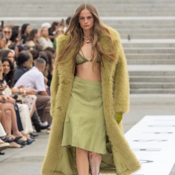 Помилки минулого: чому повернення Topshop стало тривожним сигналом для моди