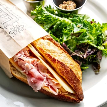 Інтуїтивне харчування: чому ця філософія стає популярнішою за дієти