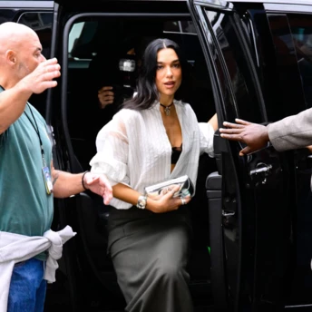 Бра напоказ — найпровокаційніший модний прийом нульових повертається