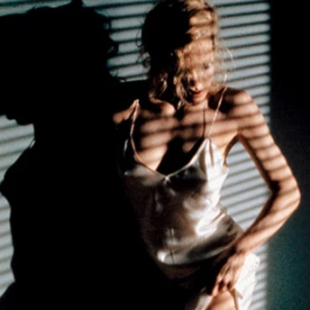 Найкращі парфуми-афродизіаки, що зваблюють теплими та чуттєвими нотами