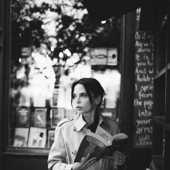 Про любов та війну: читаємо уривок з нового роману Ірени Карпи