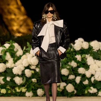 Нічний Париж: колекція Saint Laurent весна-літо 2026