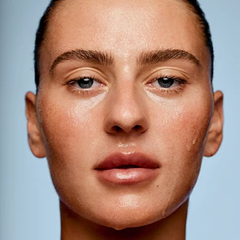 Рушійна сила: зірка світового тенісу Марта Костюк — про перемоги, травми, догляд за шкірою та управління емоціями