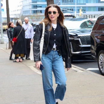 7 пар взуття, з якими відомі модниці носять джинси