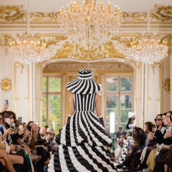 All Eyes on Moda Productions in Paris