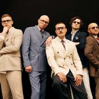 “SHOVKOVYTSYA”: новий трек Latexfauna в стилі диско 70-х