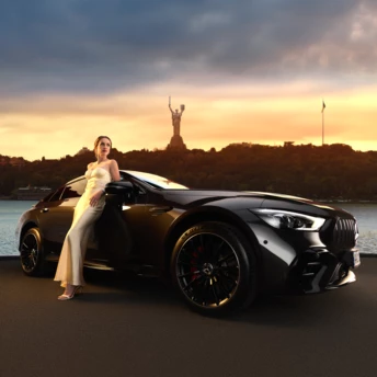 Разом з тобою: Еліна Світоліна у новій рекламній кампанії Mercedes-Benz Україна