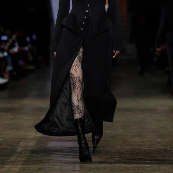 Гостроносі чоботи — безпомилкове взуття на осінь-зиму 2025/2026