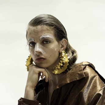 Топ-7 бʼюті-продуктів для сухої шкіри взимку