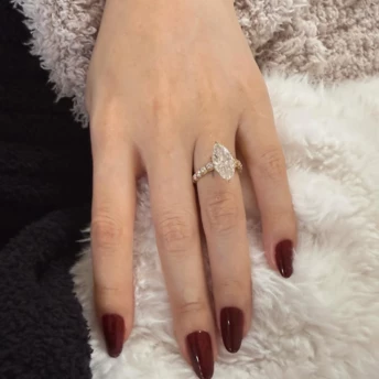 5 манікюрних трендів, які ми побачимо всюди на Різдво