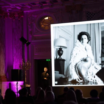 У Києві відбувся допремʼєрний показ фільму "Найбагатша жінка світу"