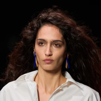 “Природне” волосся: тренд на новий б’юті-мінімалізм