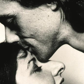 Що потрібно знати про виставку Марини Абрамович та Улая – однієї з найяскравіших пар світу мистецтва