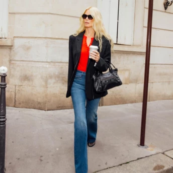 Формула стилю, яку носять супермоделі вже 30 років – і вона досі працює