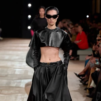 Головний фасон 1980-х несподівано став наймоднішою спідницею сезону