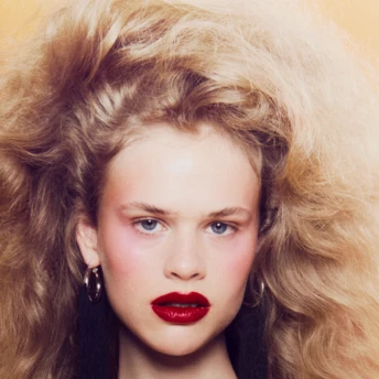 Місячний календар стрижок на 2026 рік