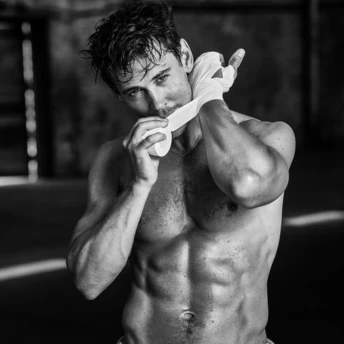 Усі найгарячіші хлопці носять 401k-mullet