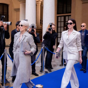 Ексклюзив: Енн Гетевей, Меріл Стріп та Емілі Блант про фільм «Диявол носить Prada 2»