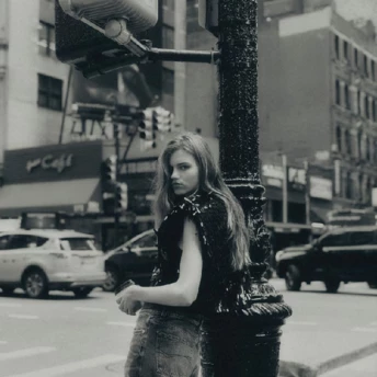 6 способів заспокоїти нервову систему, ефективніші за медитацію