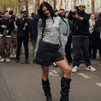 9 ідеальних пар чорних чобіт, які будуть в тренді навесні 2026 року