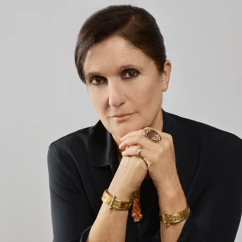 Жіночність, функціональність, чуттєвість: Марія Грація К’юрі про своє повернення до Fendi