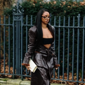 Streetstyle: цей одяг став візитівкою модниць Лондона — і потрібен нам 